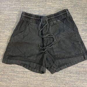 High rise cotton shorts with pockets